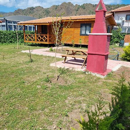 Ugur Pansiyon Bungalows Çıralı Esterno foto