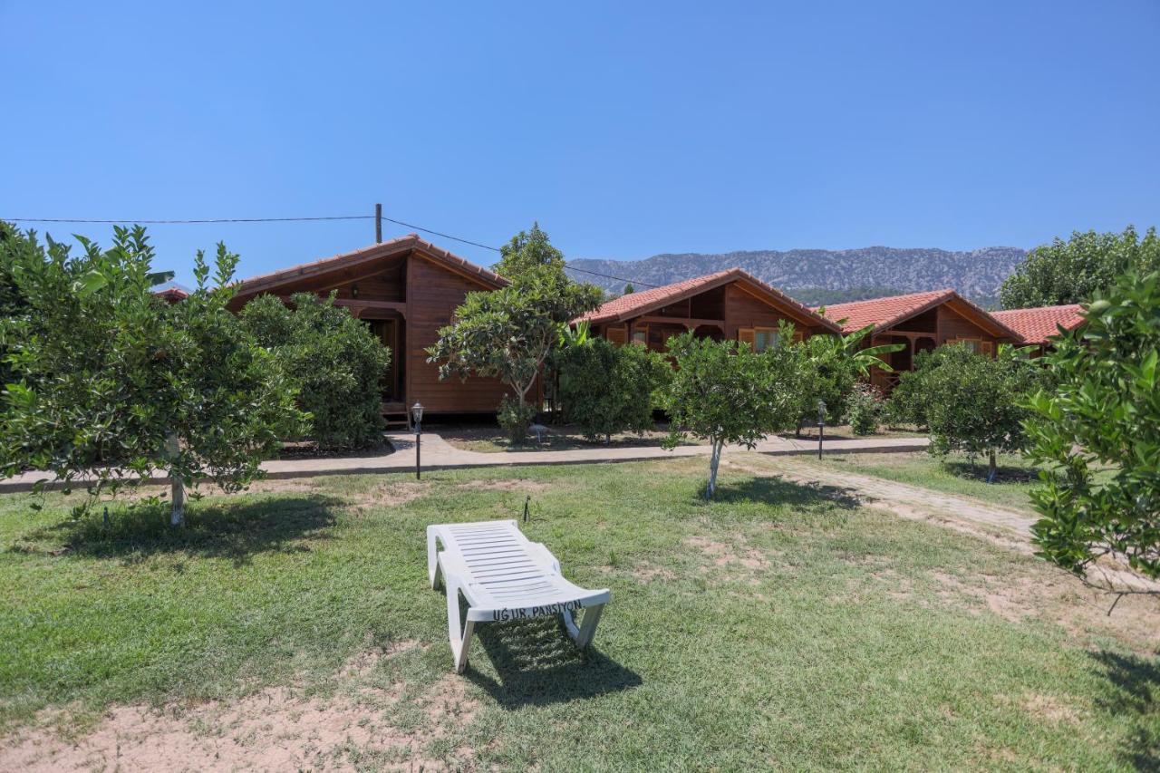 Ugur Pansiyon Bungalows Çıralı Esterno foto
