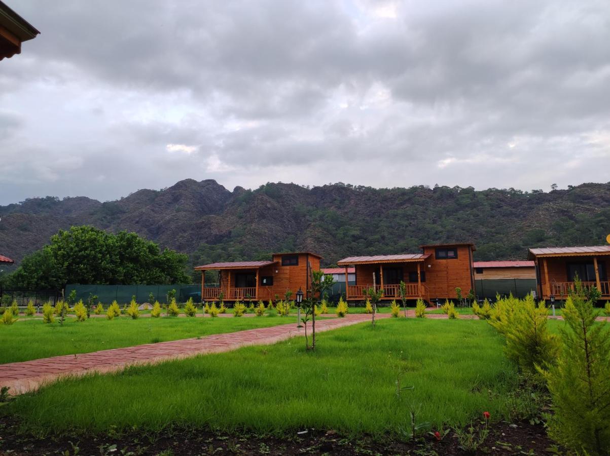 Ugur Pansiyon Bungalows Çıralı Esterno foto