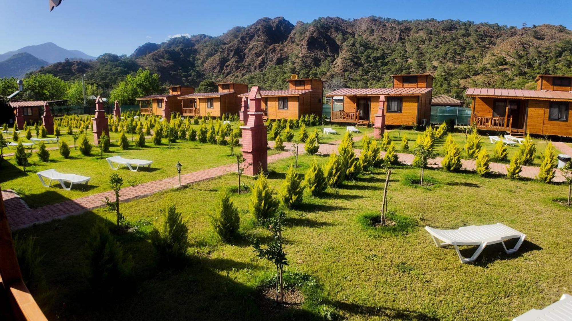 Ugur Pansiyon Bungalows Çıralı Esterno foto