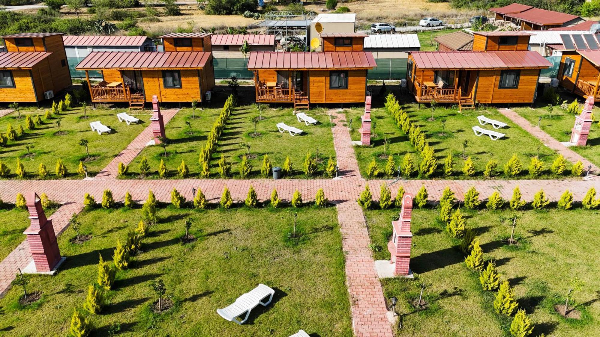 Ugur Pansiyon Bungalows Çıralı Esterno foto