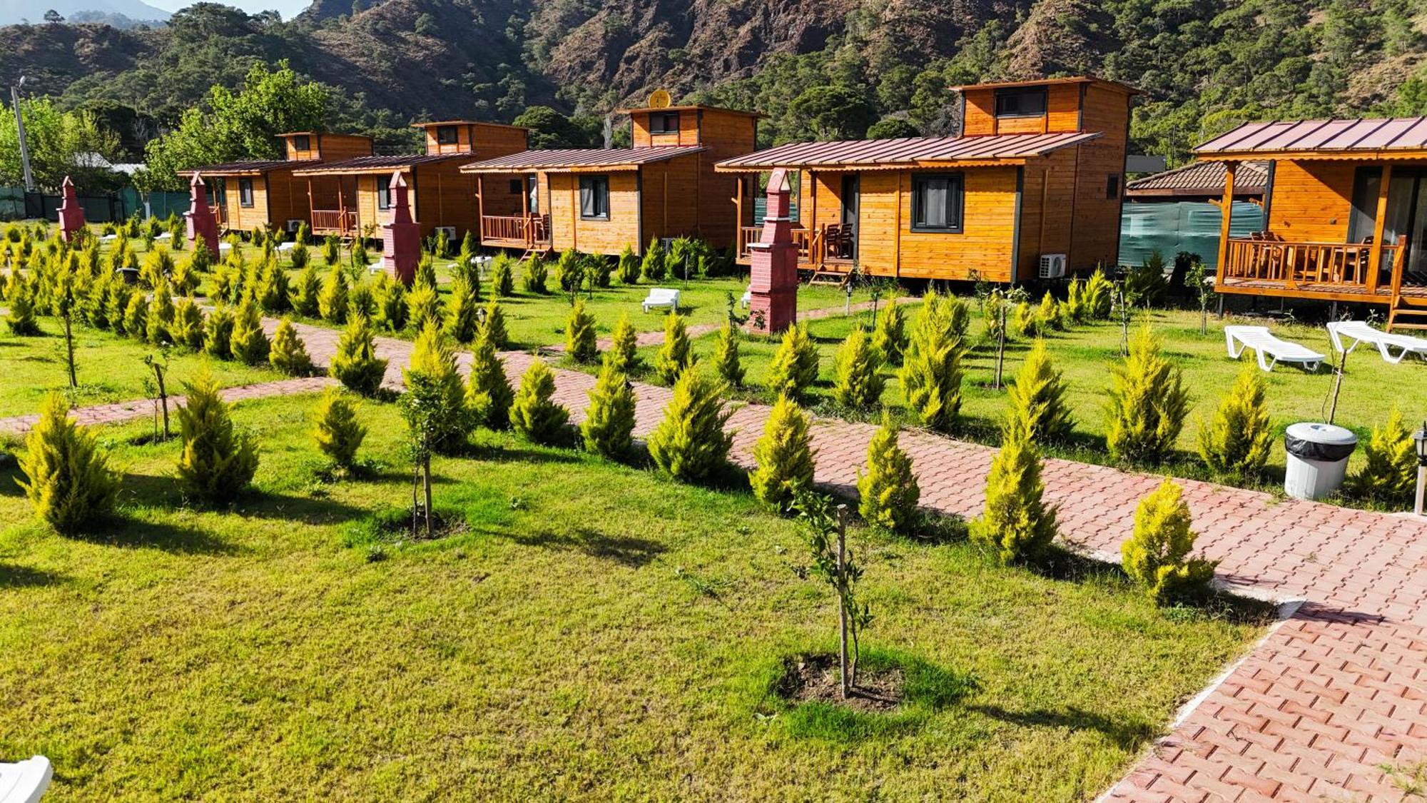 Ugur Pansiyon Bungalows Çıralı Esterno foto