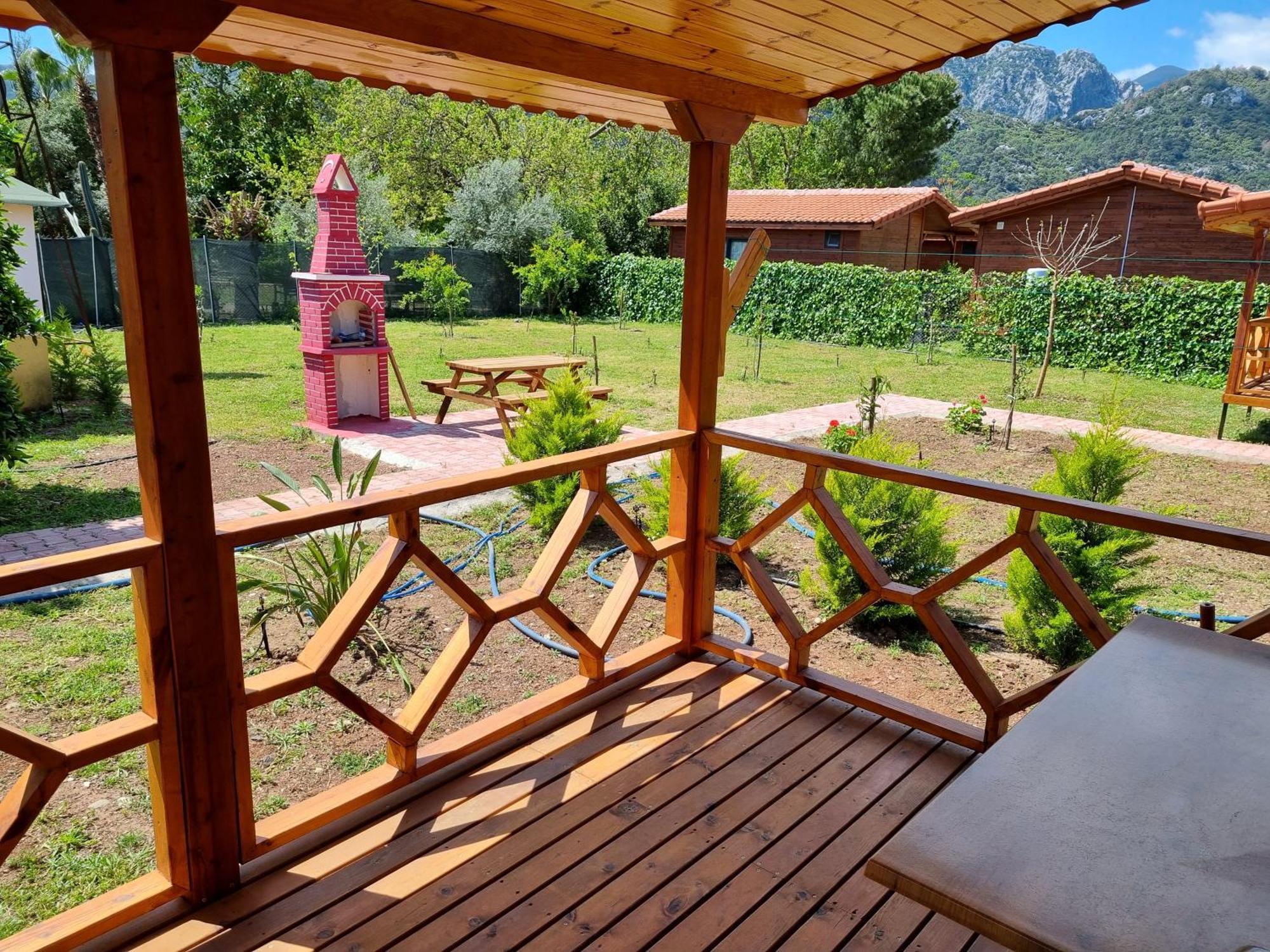 Ugur Pansiyon Bungalows Çıralı Esterno foto